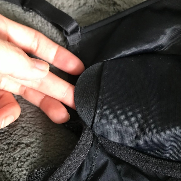 La SENZA Black Racer Back Bra 32C/34B - Picture 5 of 9
